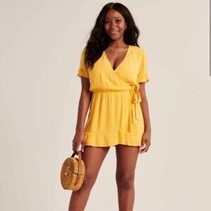 Abercrombie - Wrap-Front Romper - Yellow Pattern